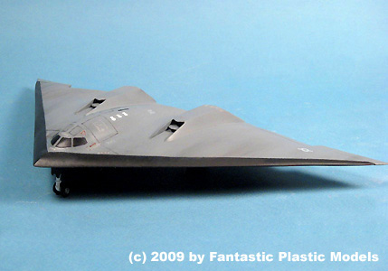 B-3 Bomber - Fantastic Plastic - Catalog Photo 1