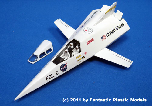 FDL-5 - Fantastic Plastic Models - Catalog Photo 4
