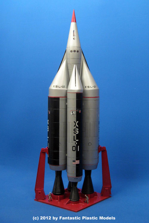 XSL-01 Moon Rocket - Fantastic Plastic - 1