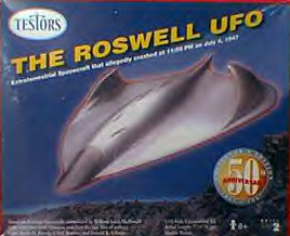 Roswell UFO - Testors - Box Art