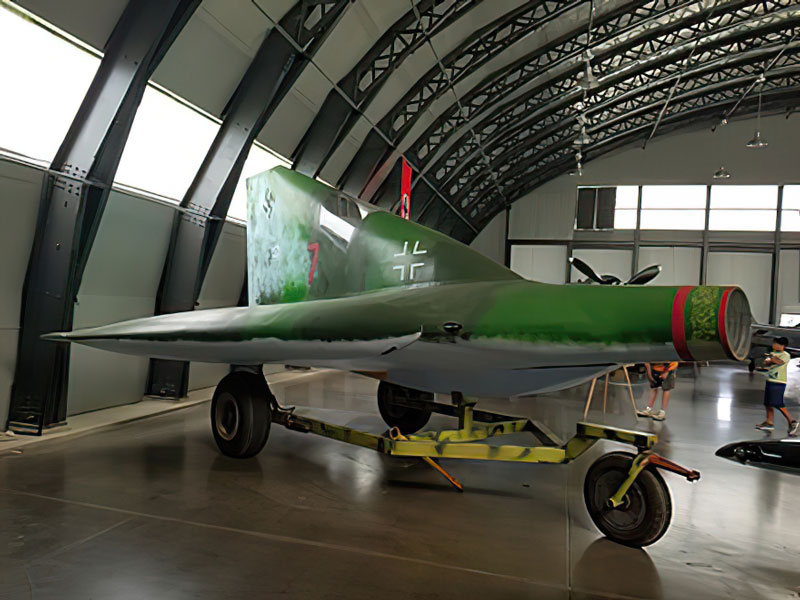Lippisch Li.P.13A Luft'46 Jet Fighter by Mauve - Fantastic Plastic