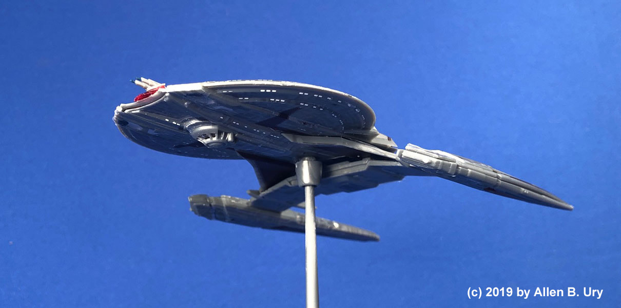 U.S.S. Shezhou by Polar Lights - Fantastic Plastic Models