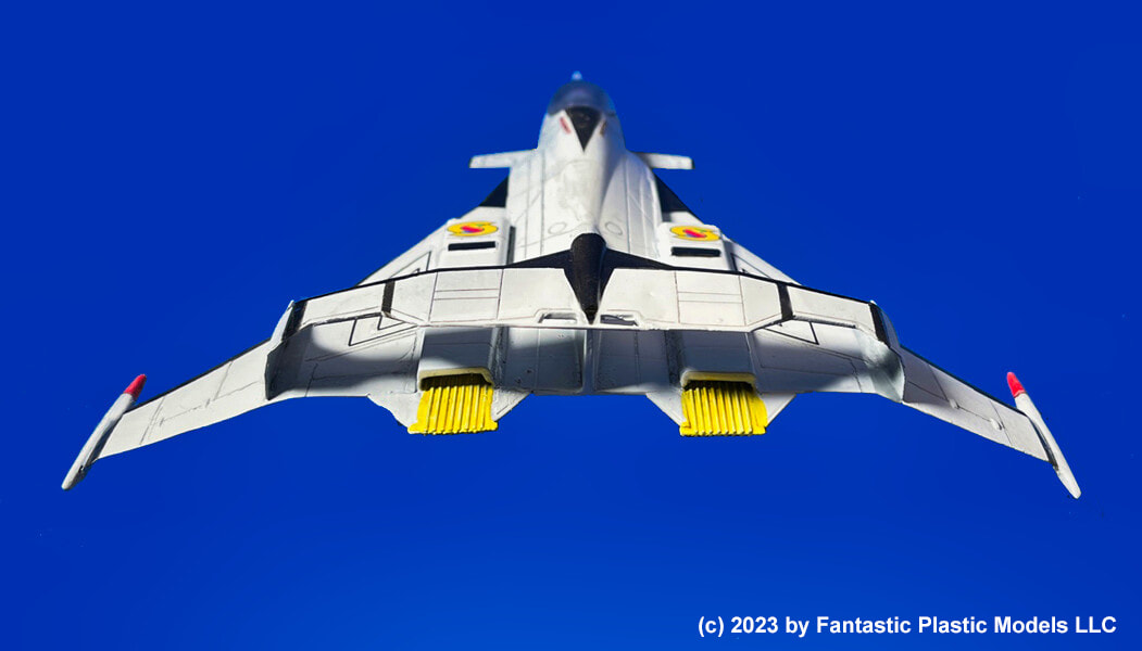 Captain Scarlet White Falcon by Fantastic Plastic Models