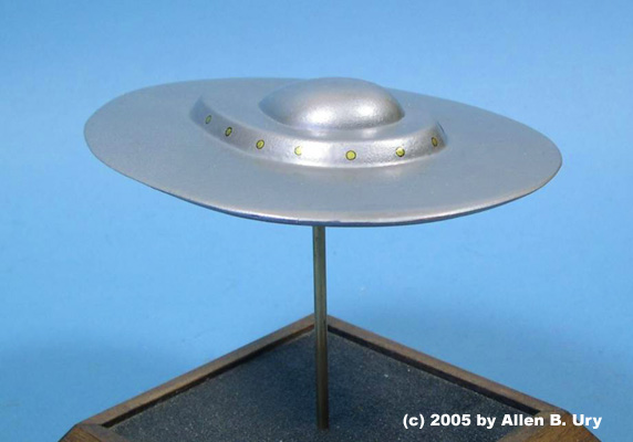 Metaluna Saucer - 1