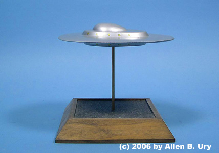 Metaluna Saucer - 3